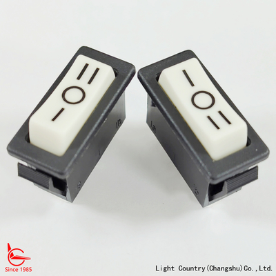 信頼性の高い工場ライトカントリー R4 ロッカースイッチ, 33*15mm, ON OFF ON, 16A 250V, UL/VDE, キッチン用品