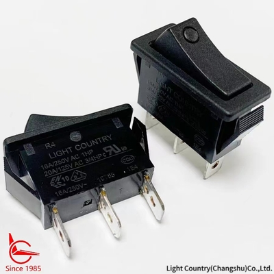 台湾ライトカントリー R4 黒 ON OFF ロッカースイッチ 33*15mm 16A 250V