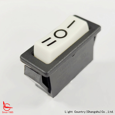 信頼性の高い工場ライトカントリー R4 ロッカースイッチ, 33*15mm, ON OFF ON, 16A 250V, UL/VDE, キッチン用品
